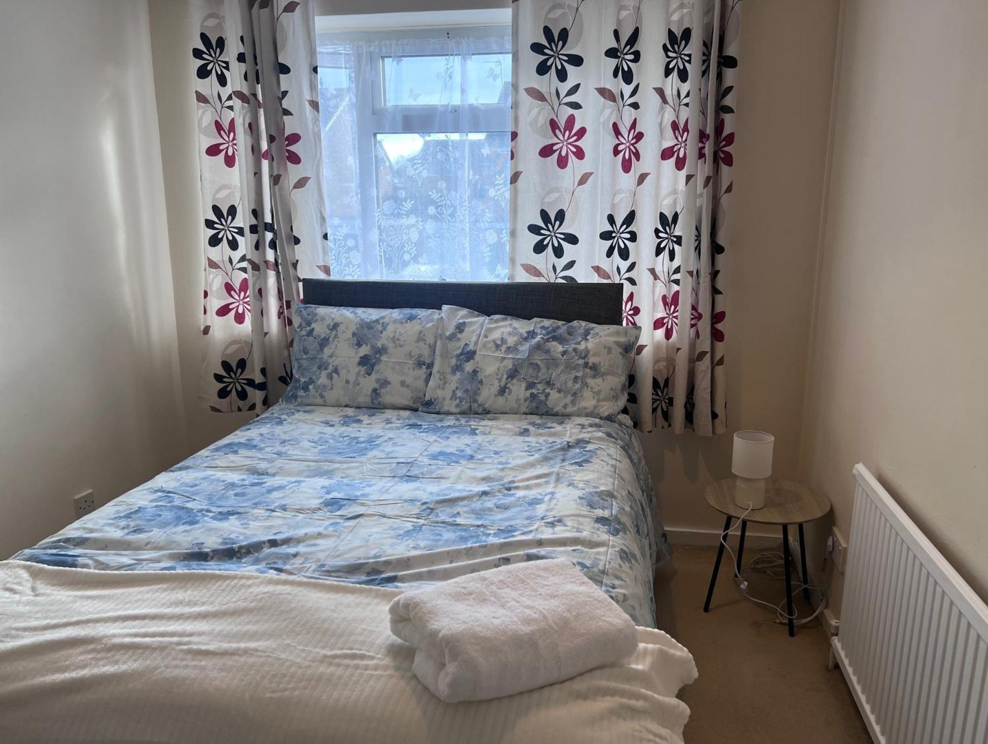 ניופורט פאגנל Newport Pagnel Guest House מראה חיצוני תמונה